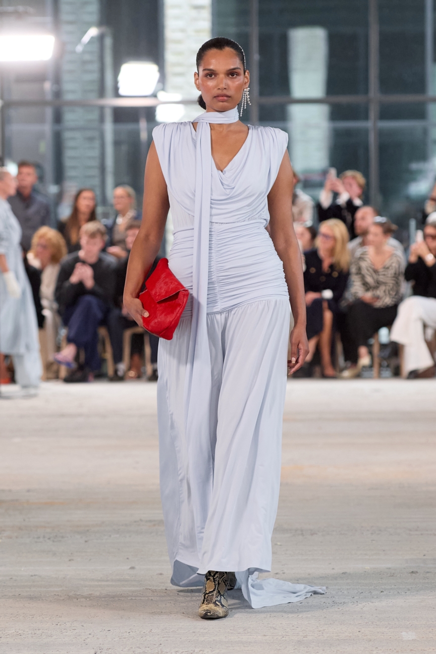 ss26-copenhagen-fashion-week-gestuz-runway-2x3-james-cochrane-25