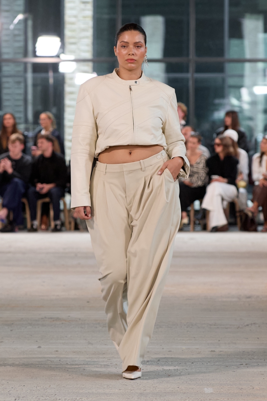 ss26-copenhagen-fashion-week-gestuz-runway-2x3-james-cochrane-28