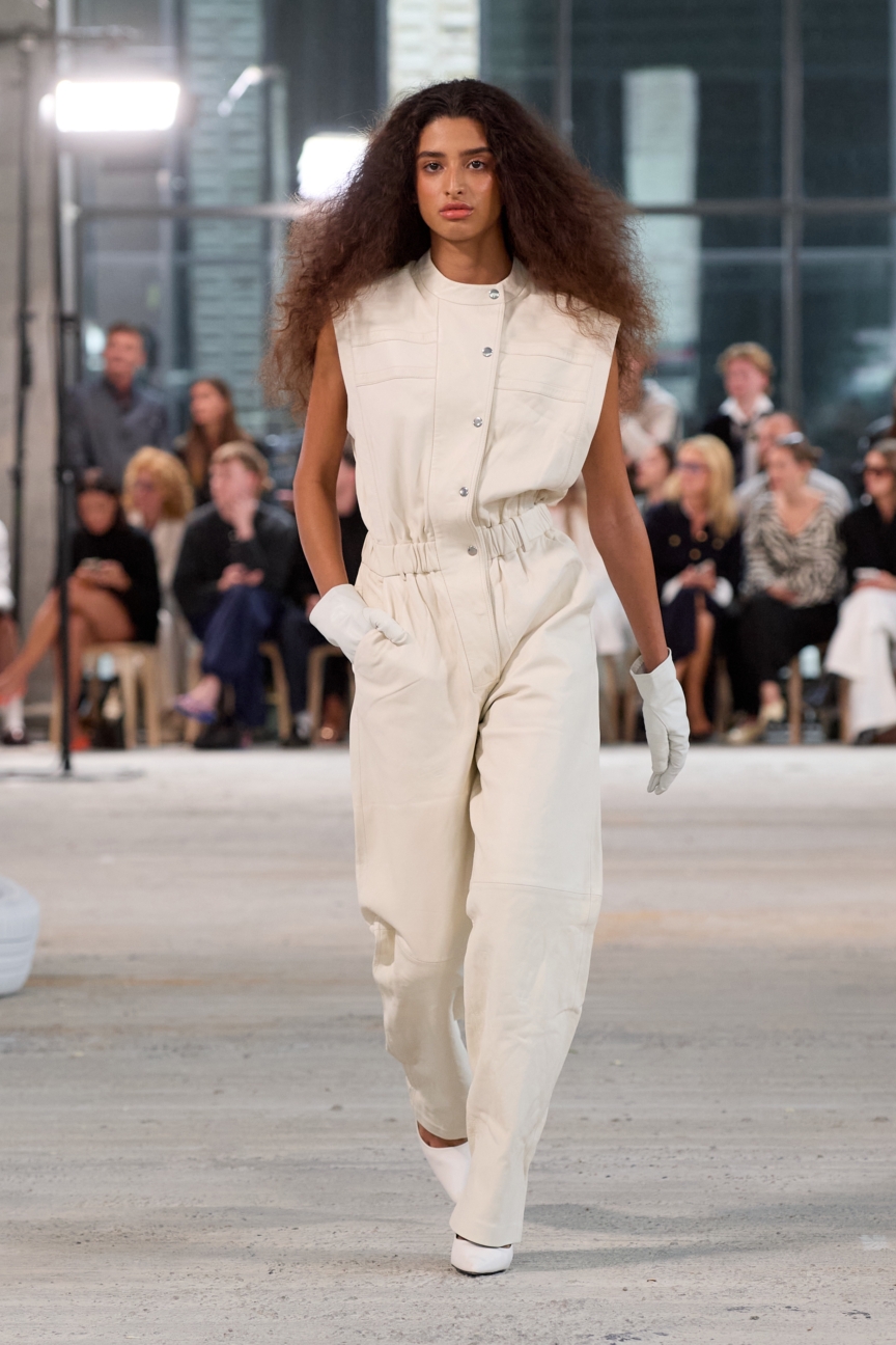 ss26-copenhagen-fashion-week-gestuz-runway-2x3-james-cochrane-29