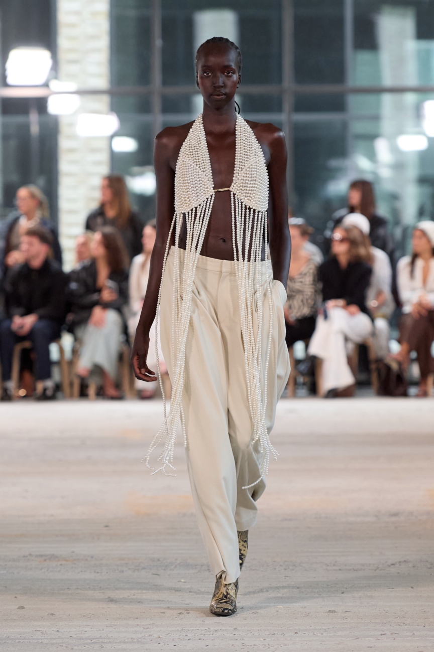 ss26-copenhagen-fashion-week-gestuz-runway-2x3-james-cochrane-33