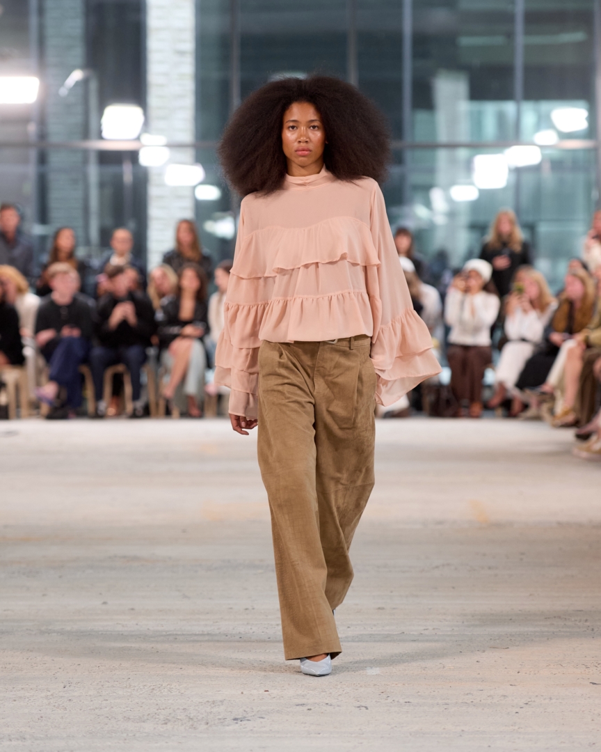 ss26-copenhagen-fashion-week-gestuz-runway-4x5-james-cochrane-15