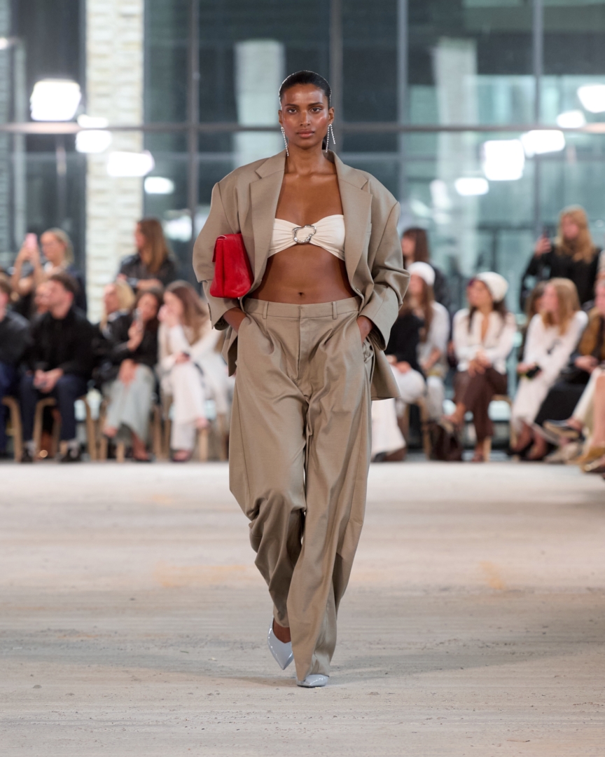 ss26-copenhagen-fashion-week-gestuz-runway-4x5-james-cochrane-34