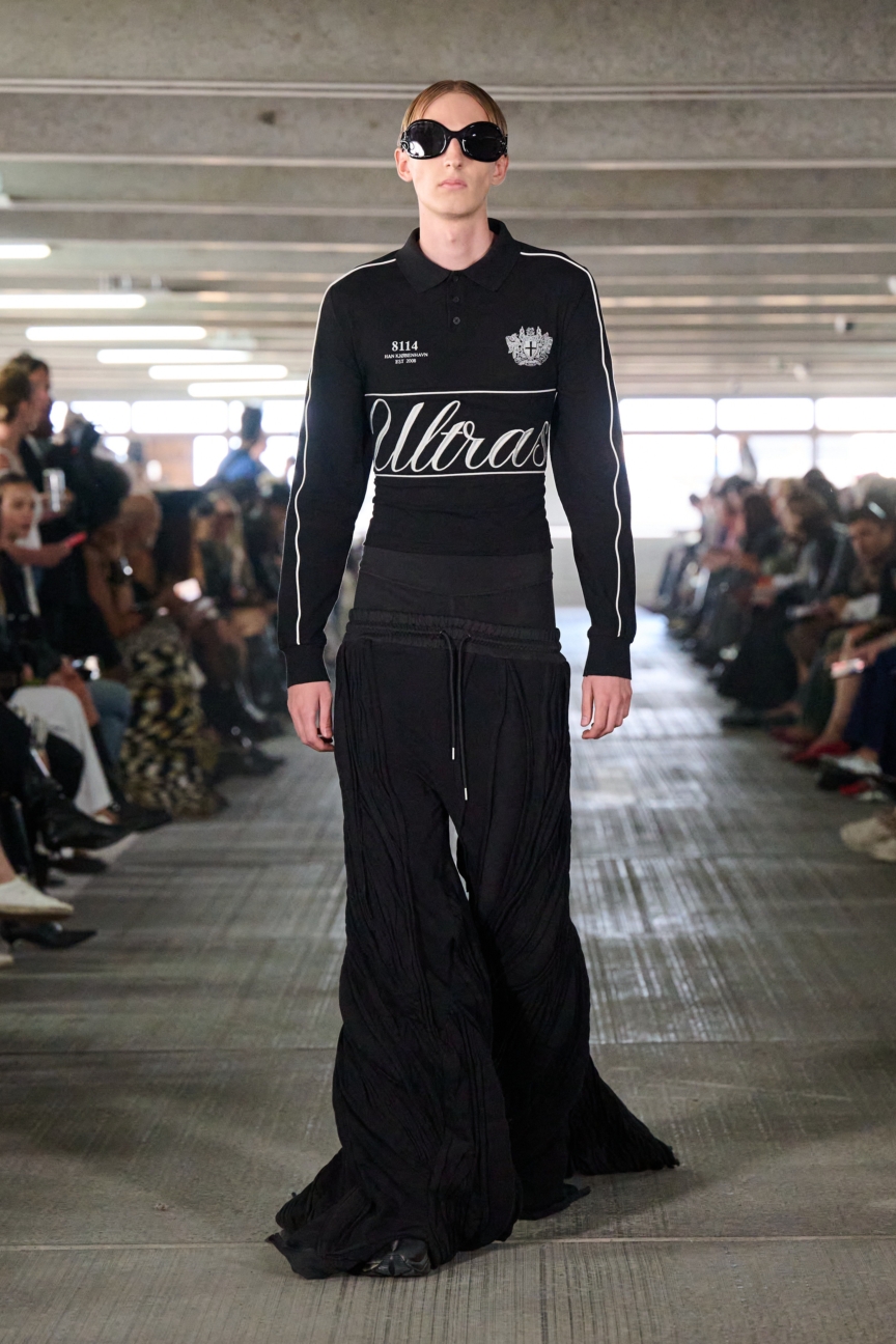ss26-copenhagen-fashion-week-han-kjobenhavn-runway-2x3-james-cochrane-11