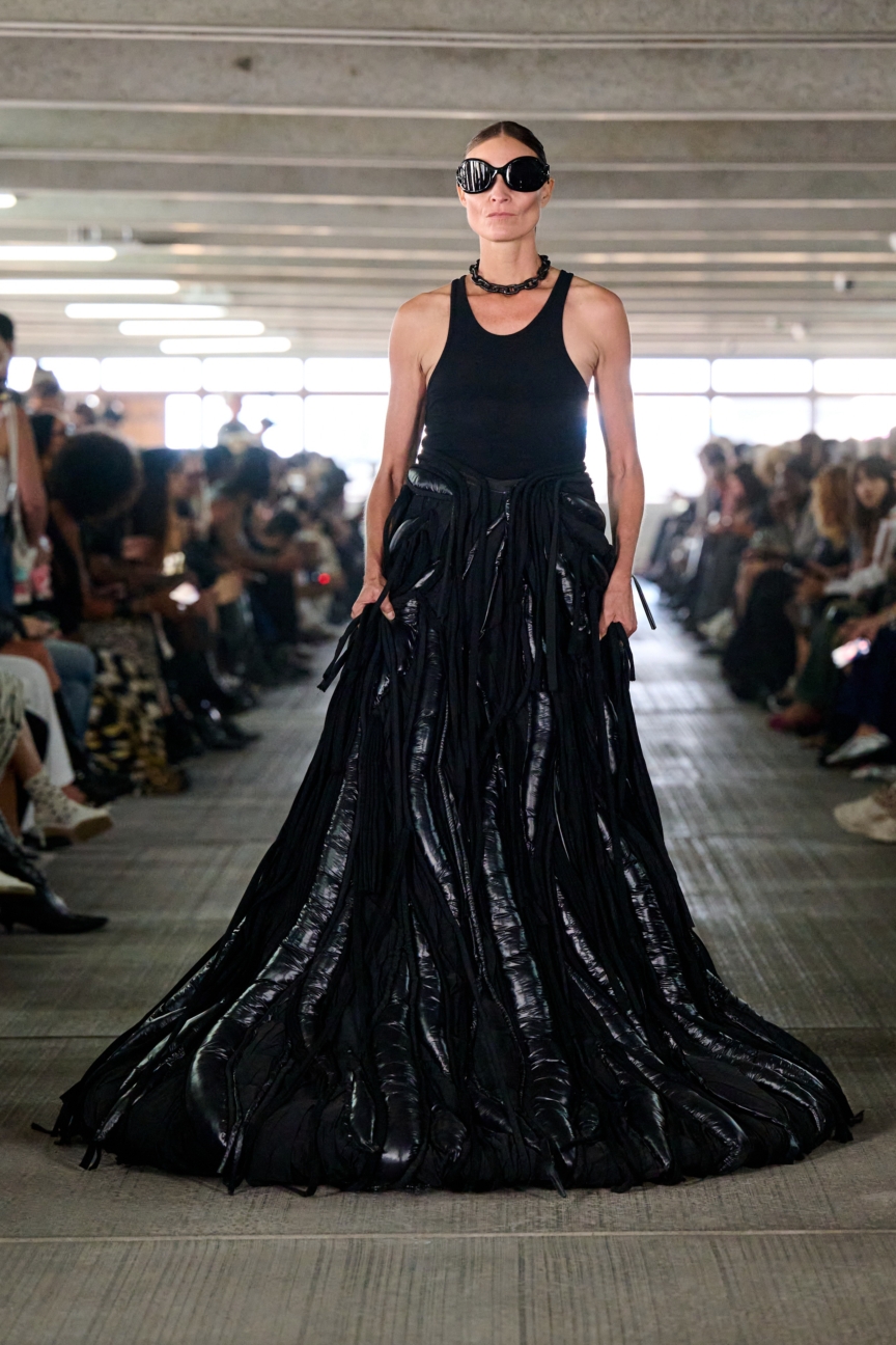 ss26-copenhagen-fashion-week-han-kjobenhavn-runway-2x3-james-cochrane-7