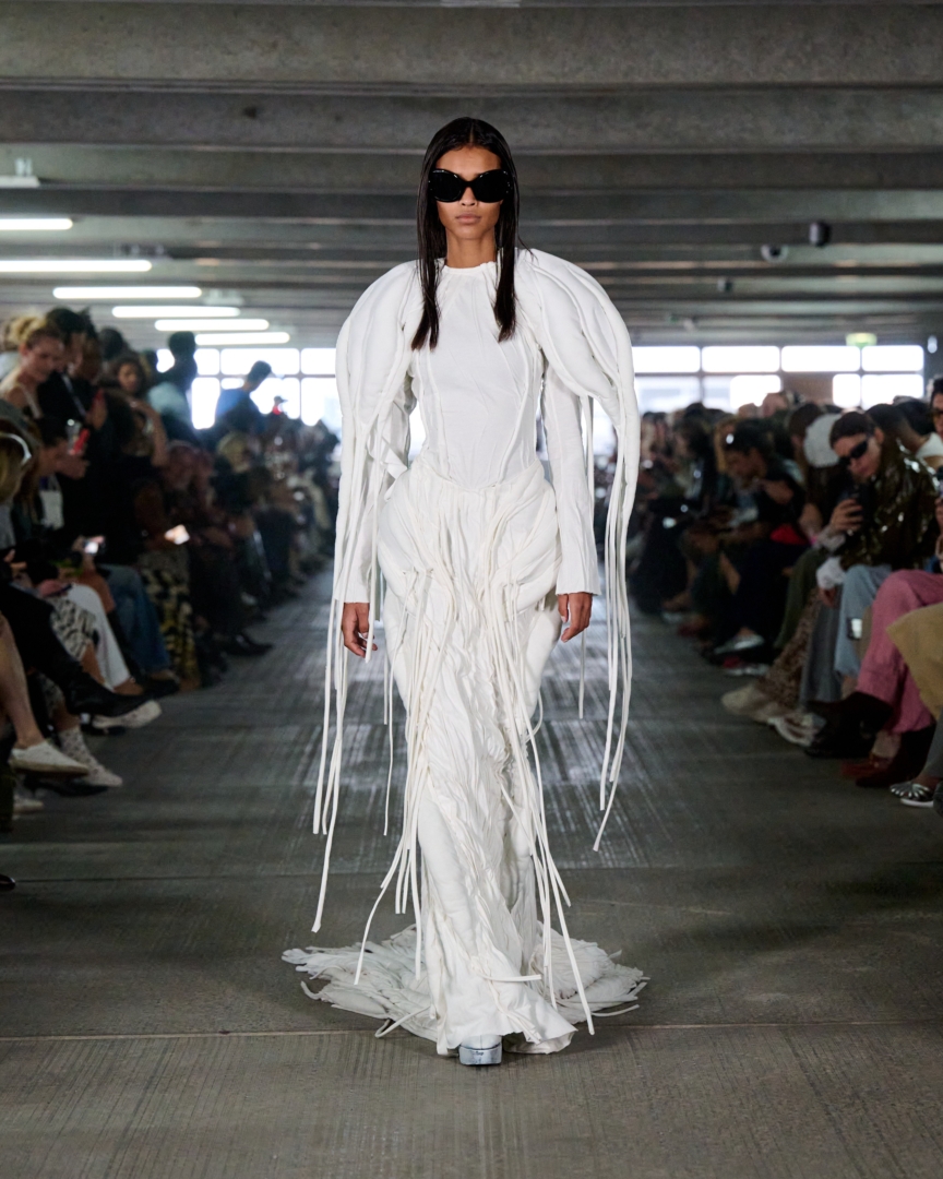 ss26-copenhagen-fashion-week-han-kjobenhavn-runway-4x5-james-cochrane-1
