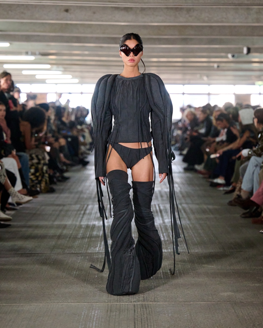 ss26-copenhagen-fashion-week-han-kjobenhavn-runway-4x5-james-cochrane-15