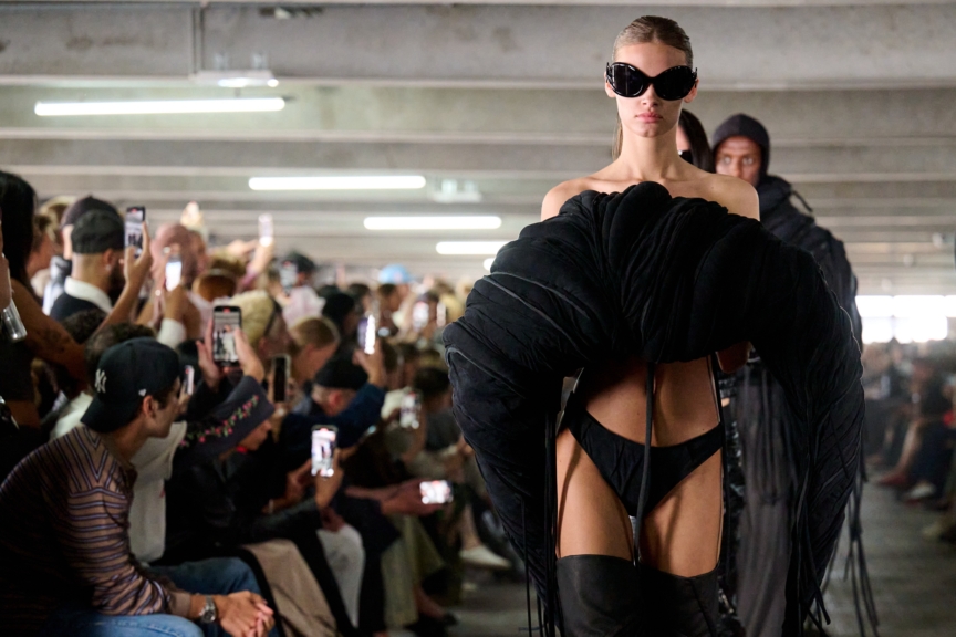 ss26-copenhagen-fashion-week-han-kjobenhavn-runway-4x5-james-cochrane-31