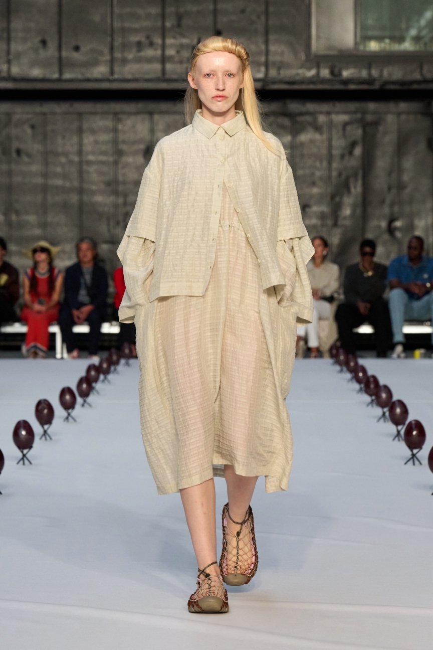 ss26-copenhagen-fashion-week-henrik-vibskov-runway-2x3-james-cochrane-25