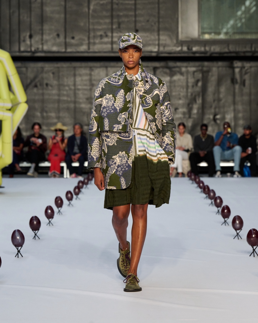 ss26-copenhagen-fashion-week-henrik-vibskov-runway-4x5-james-cochrane-20