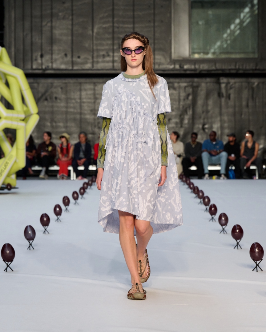 ss26-copenhagen-fashion-week-henrik-vibskov-runway-4x5-james-cochrane-24