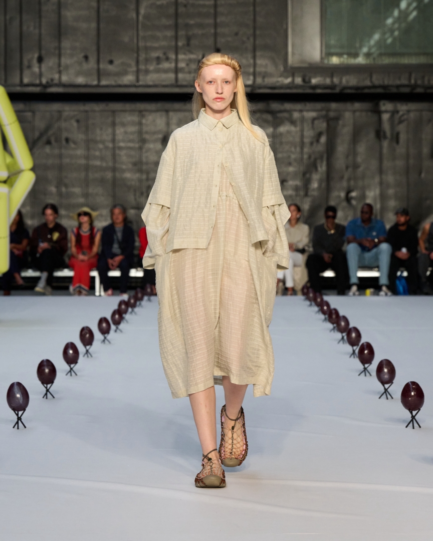 ss26-copenhagen-fashion-week-henrik-vibskov-runway-4x5-james-cochrane-25