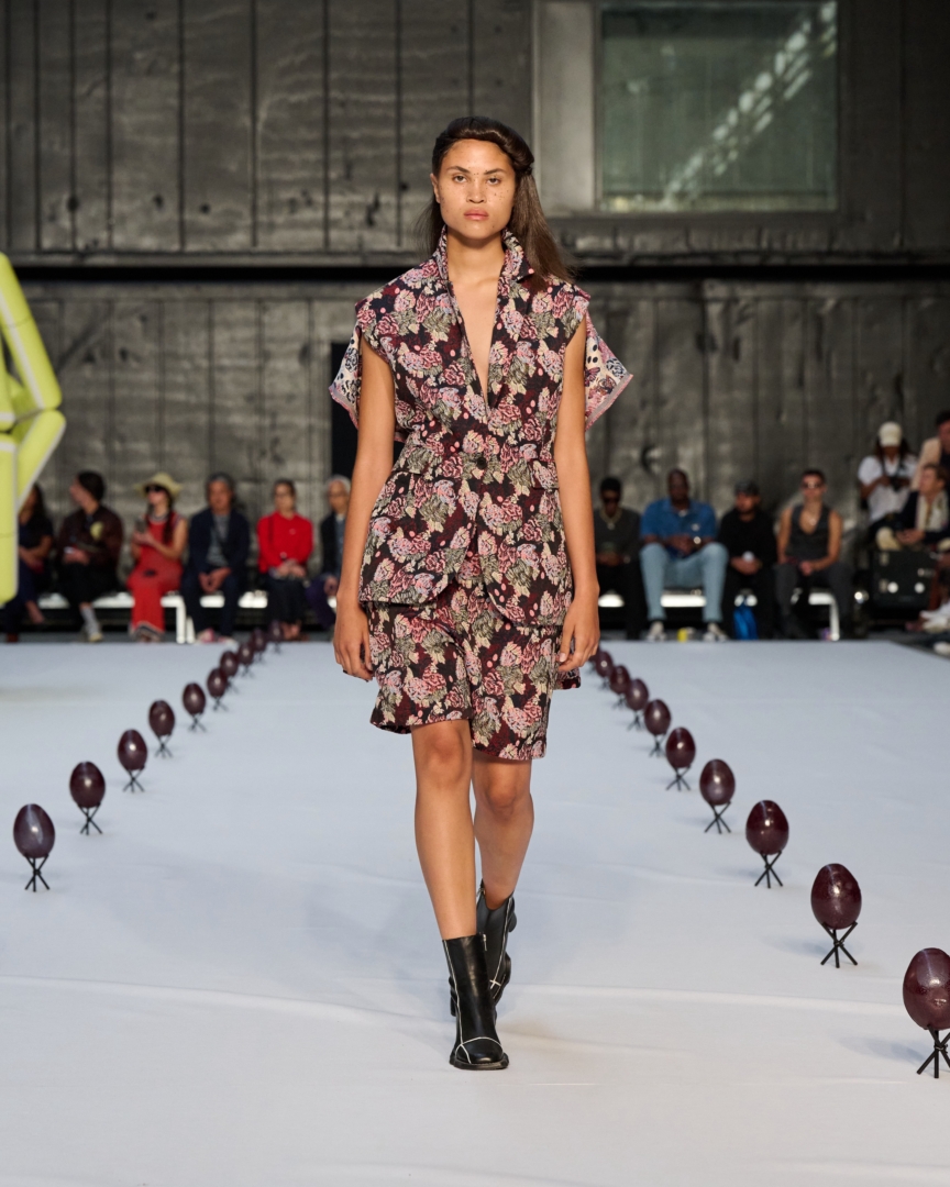 ss26-copenhagen-fashion-week-henrik-vibskov-runway-4x5-james-cochrane-29