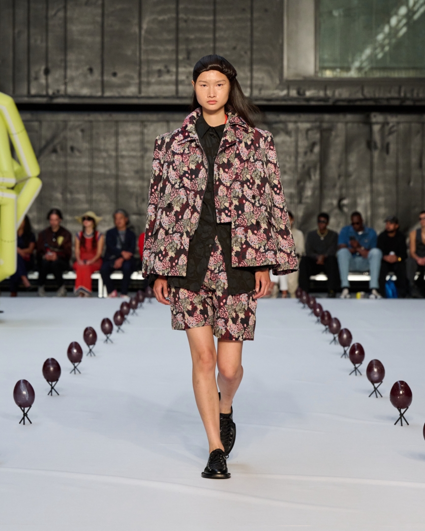 ss26-copenhagen-fashion-week-henrik-vibskov-runway-4x5-james-cochrane-31