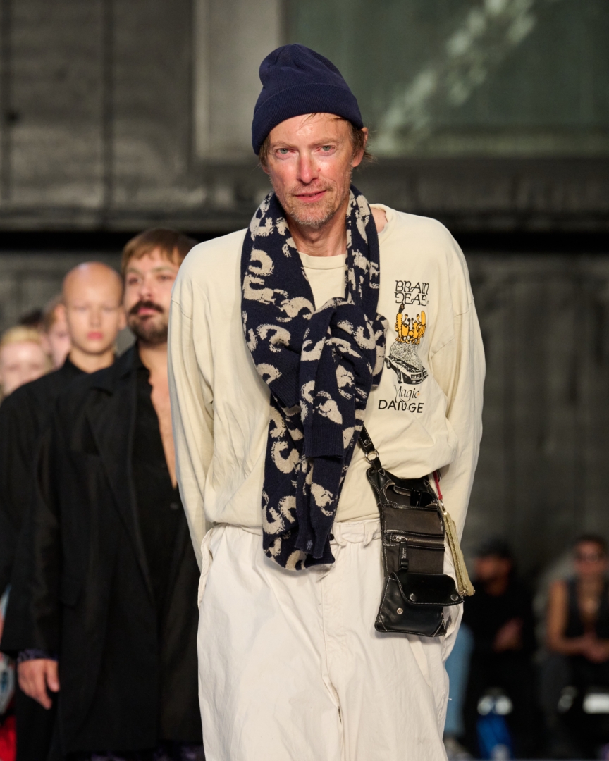 ss26-copenhagen-fashion-week-henrik-vibskov-runway-4x5-james-cochrane-50