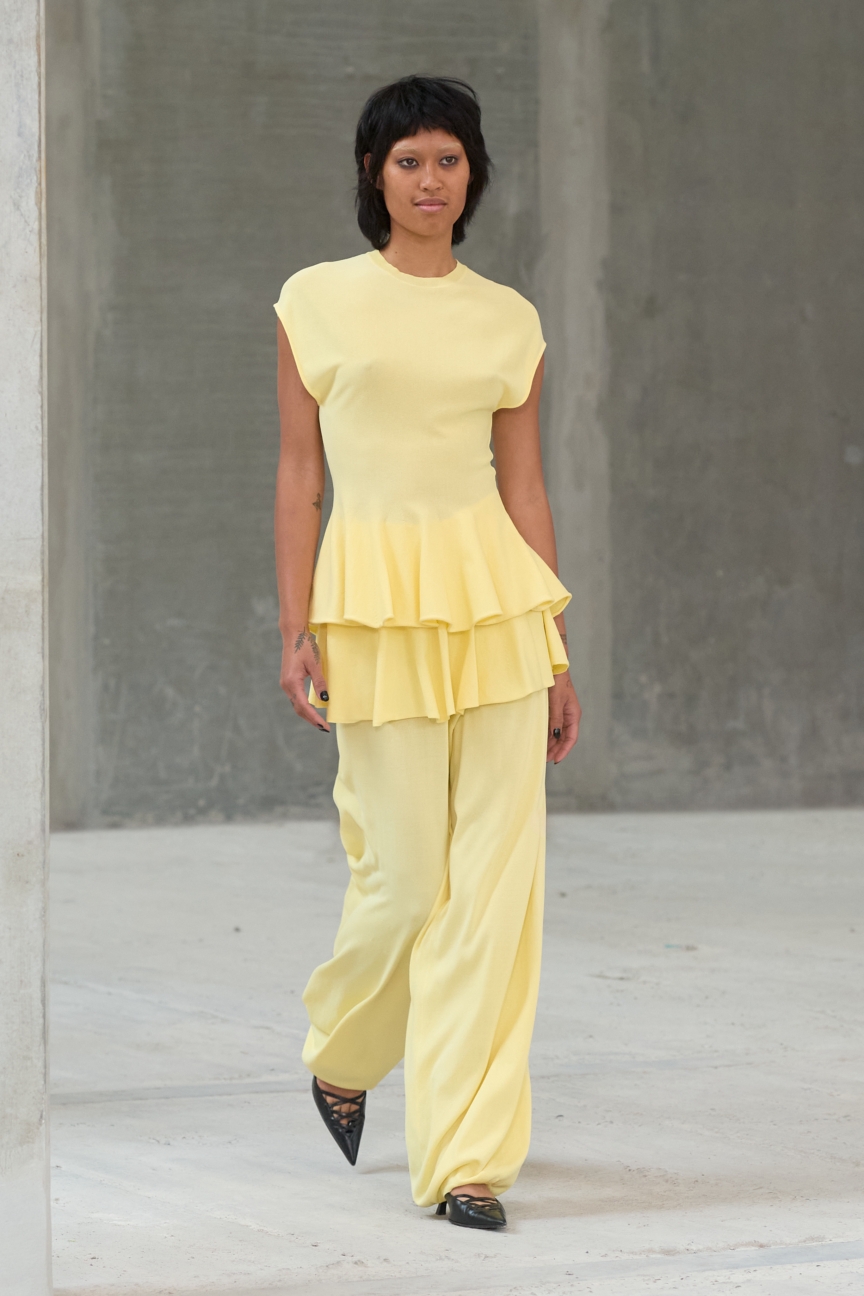 ss26-copenhagen-fashion-week-herskind-runway-2x3-james-cochrane-14