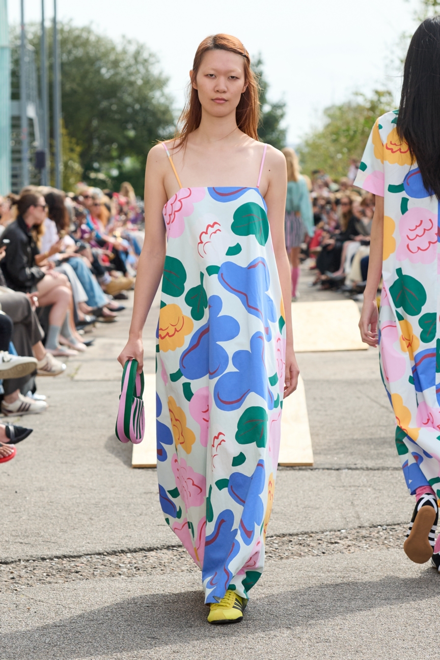 ss26-copenhagen-fashion-week-marimekko-runway-2x3-james-cochrane-25