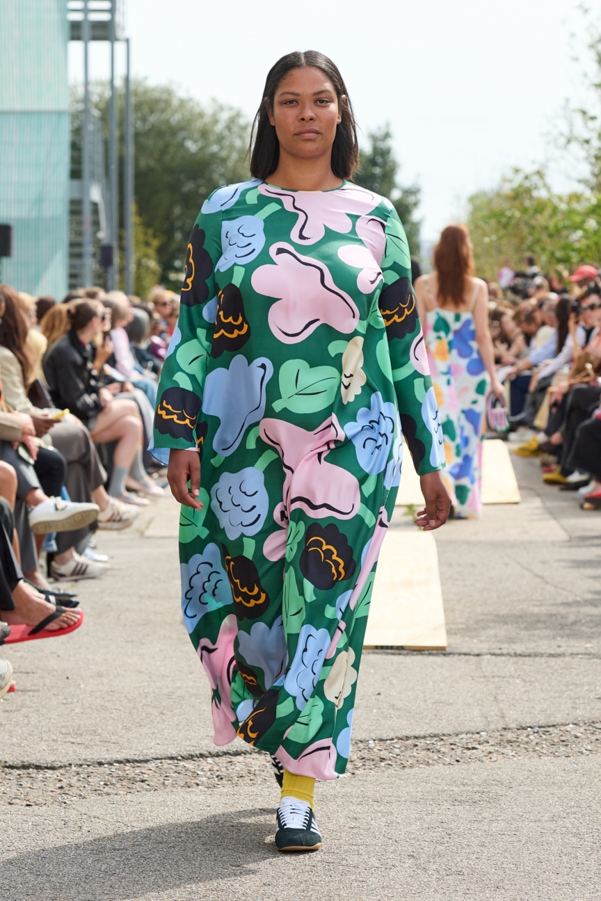 ss26-copenhagen-fashion-week-marimekko-runway-2x3-james-cochrane-27