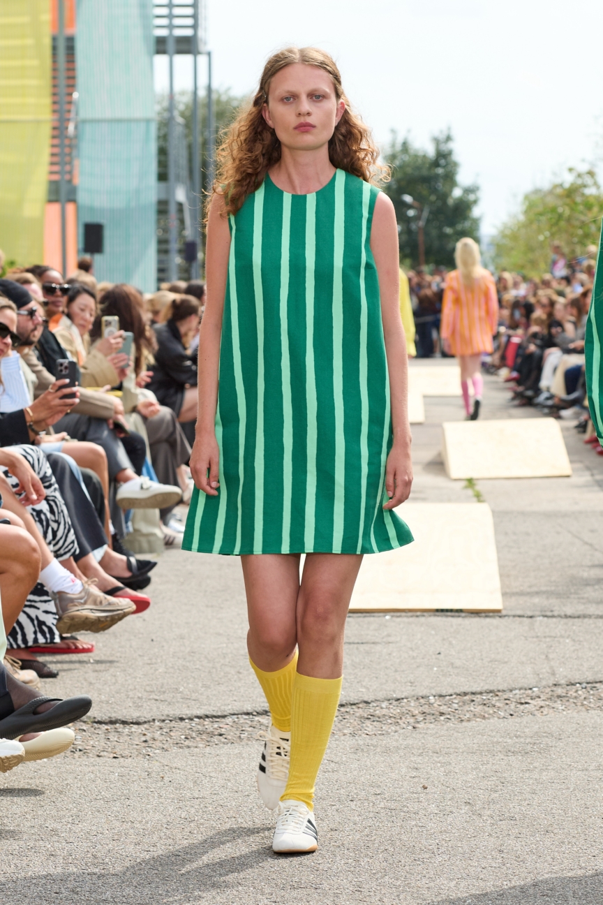 ss26-copenhagen-fashion-week-marimekko-runway-2x3-james-cochrane-3