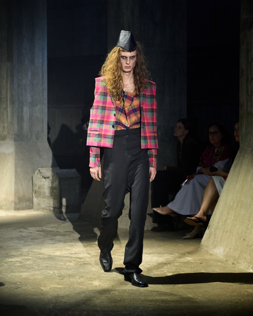 ss26-copenhagen-fashion-week-martin-quad-runway-4x5-james-cochrane-10