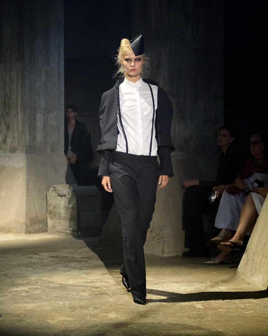 ss26-copenhagen-fashion-week-martin-quad-runway-4x5-james-cochrane-13