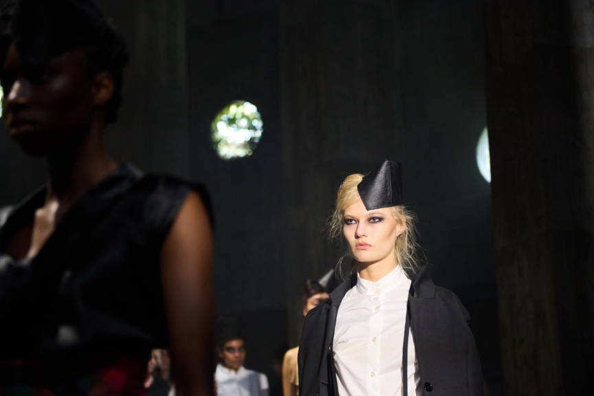 ss26-copenhagen-fashion-week-martin-quad-runway-4x5-james-cochrane-26