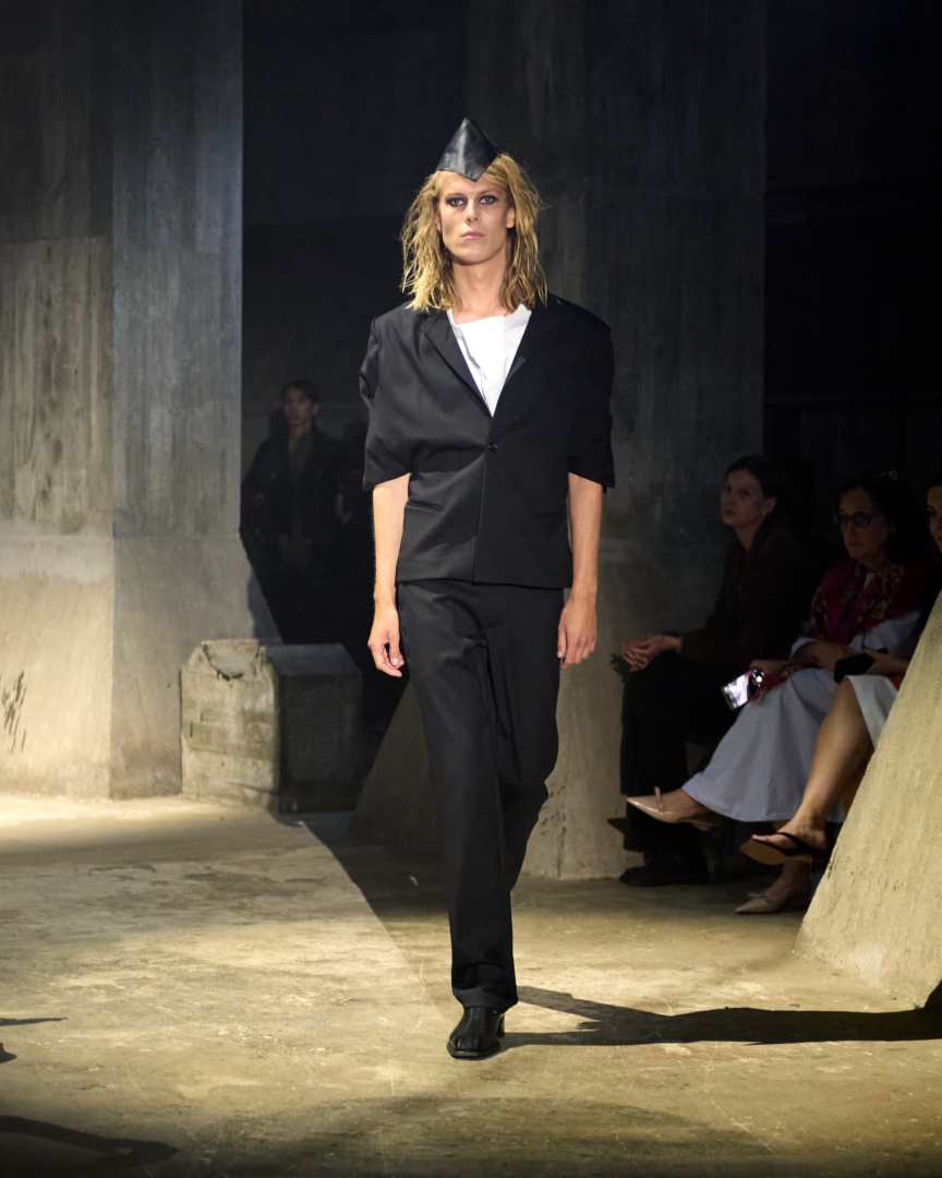 ss26-copenhagen-fashion-week-martin-quad-runway-4x5-james-cochrane-5