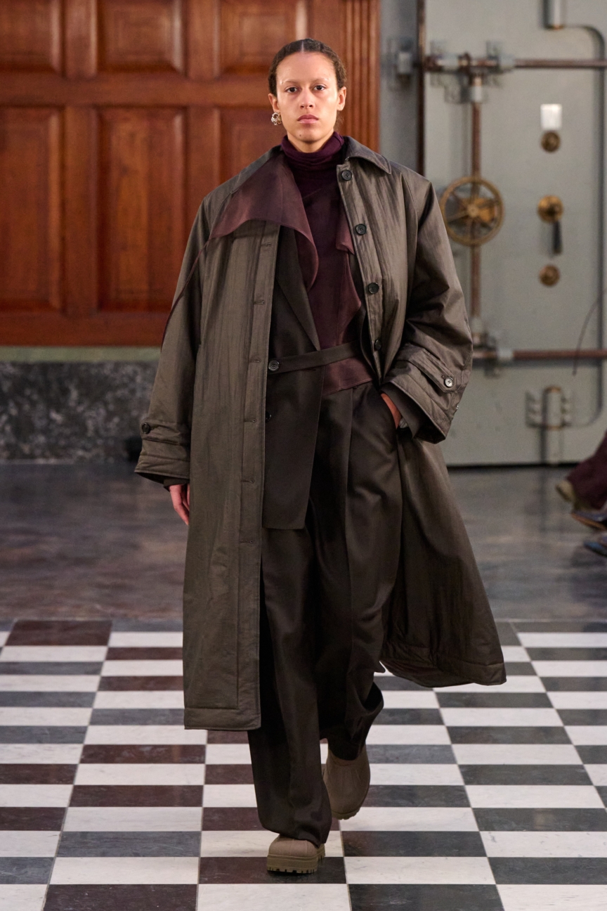 aw26-copenhagen-fashion-week-mkdt-studio-runway-2x3-james-cochrane-11