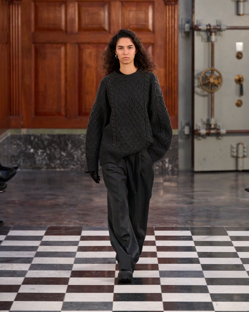 aw26-copenhagen-fashion-week-mkdt-studio-runway-4x5-james-cochrane-2