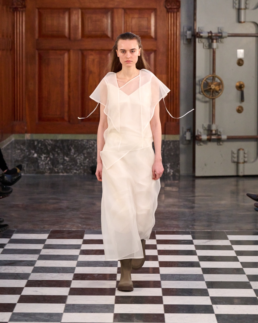 aw26-copenhagen-fashion-week-mkdt-studio-runway-4x5-james-cochrane-22