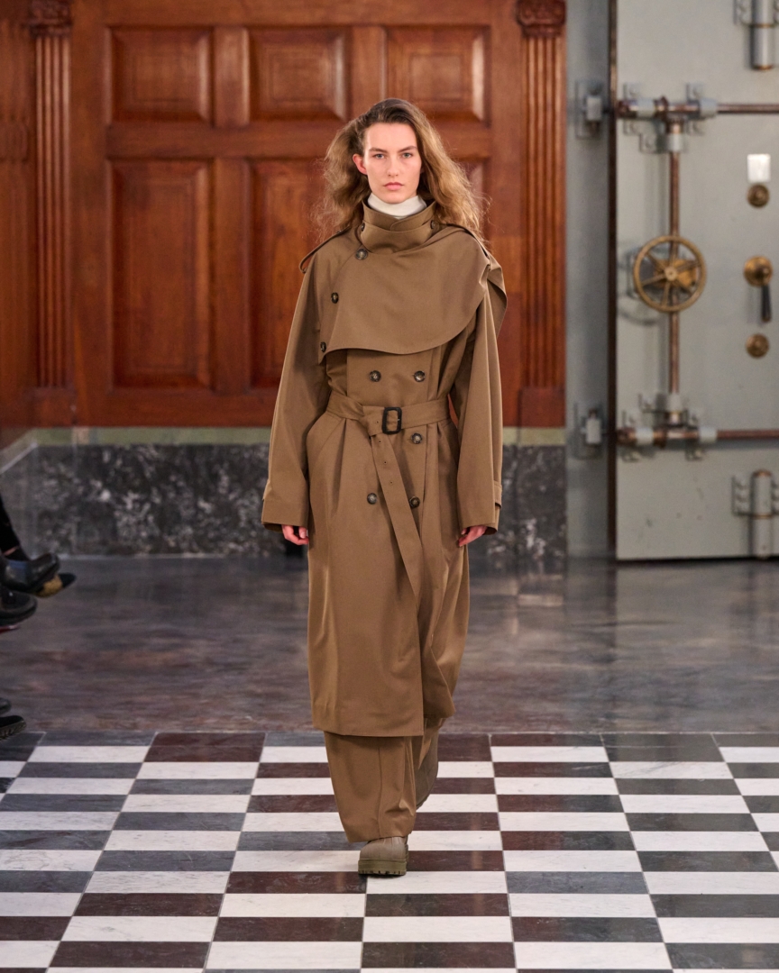 aw26-copenhagen-fashion-week-mkdt-studio-runway-4x5-james-cochrane-30