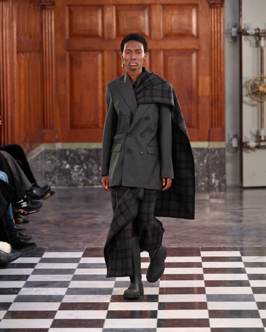 aw26-copenhagen-fashion-week-mkdt-studio-runway-4x5-james-cochrane-8