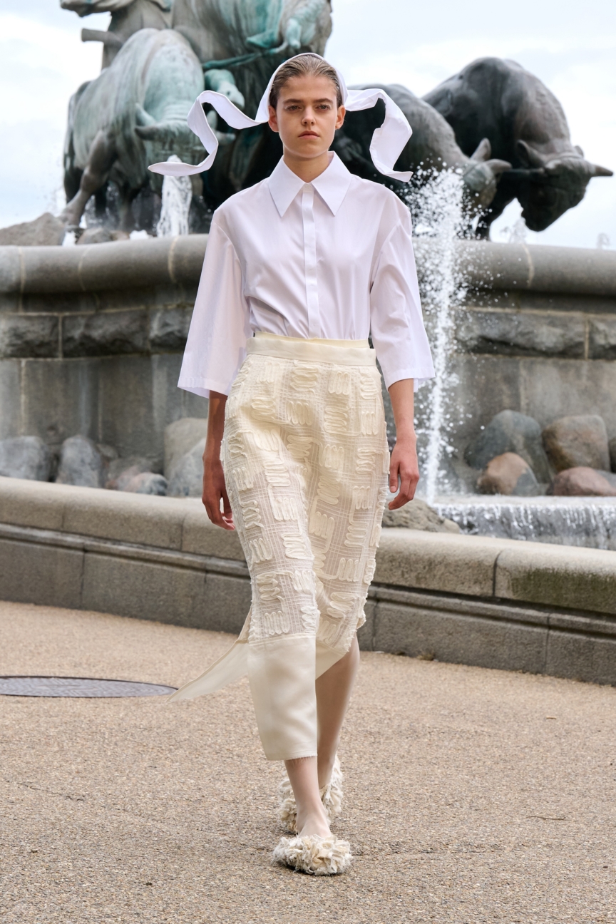 ss26-copenhagen-fashion-week-mkdt-studio-runway-2x3-james-cochrane-25