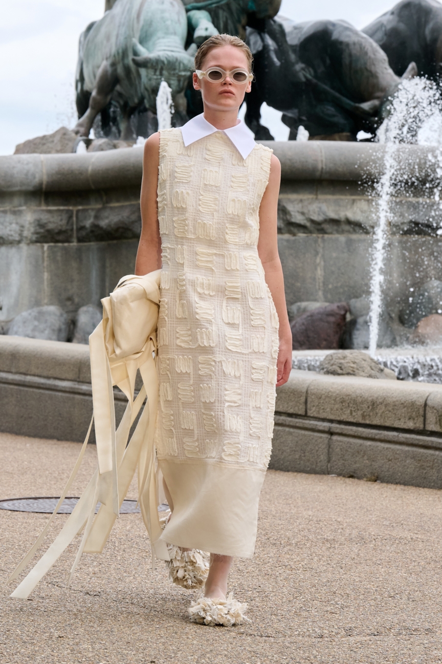 ss26-copenhagen-fashion-week-mkdt-studio-runway-2x3-james-cochrane-27