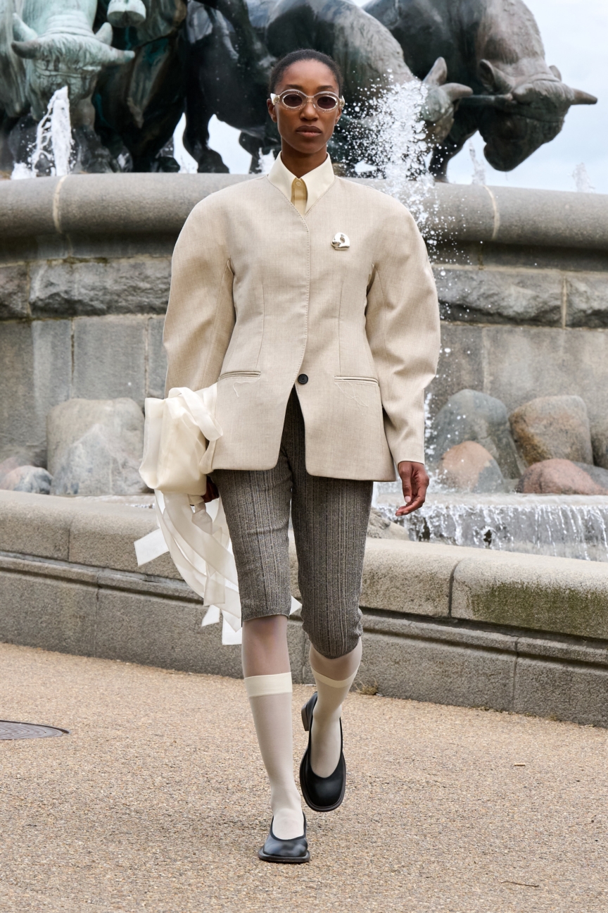 ss26-copenhagen-fashion-week-mkdt-studio-runway-2x3-james-cochrane-6