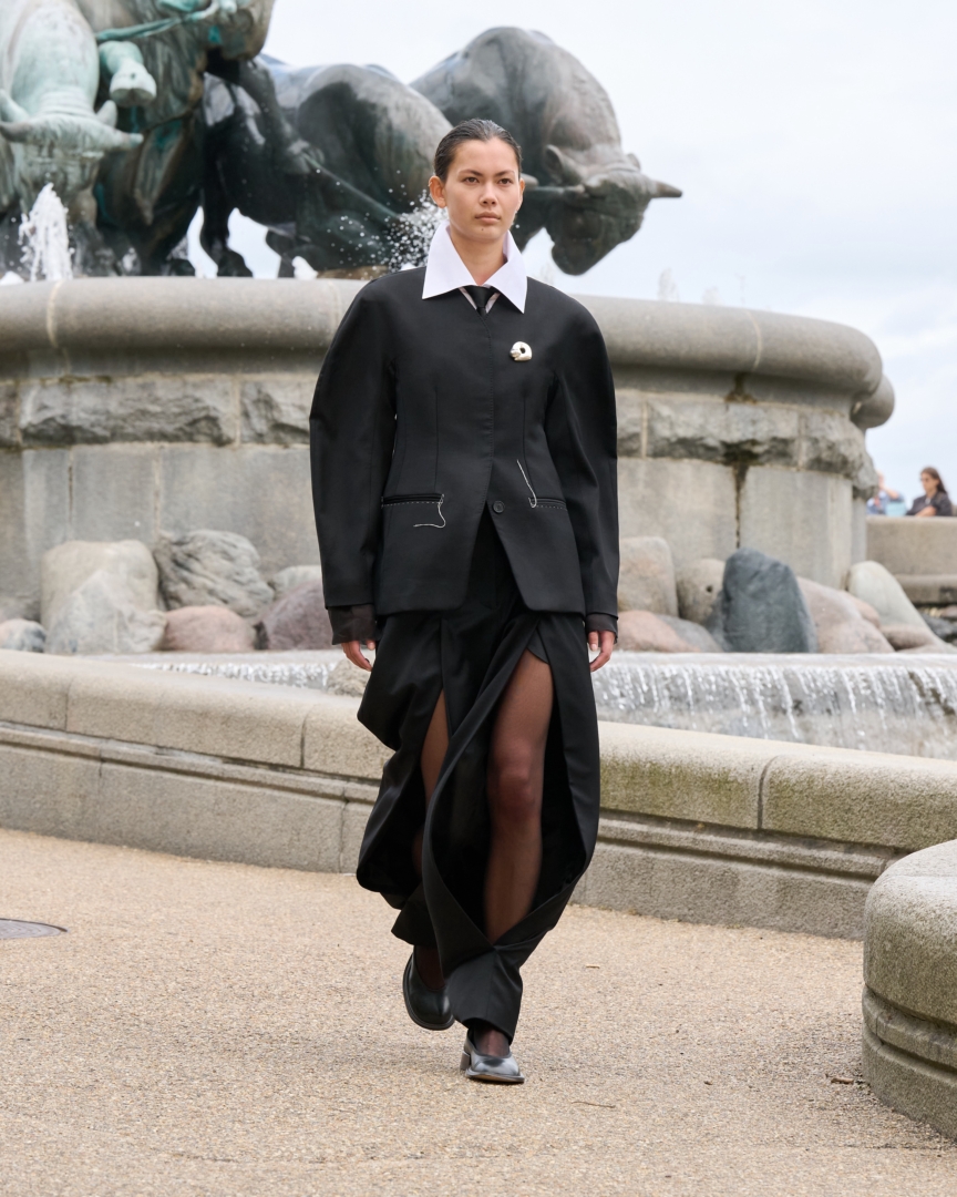 ss26-copenhagen-fashion-week-mkdt-studio-runway-4x5-james-cochrane-16