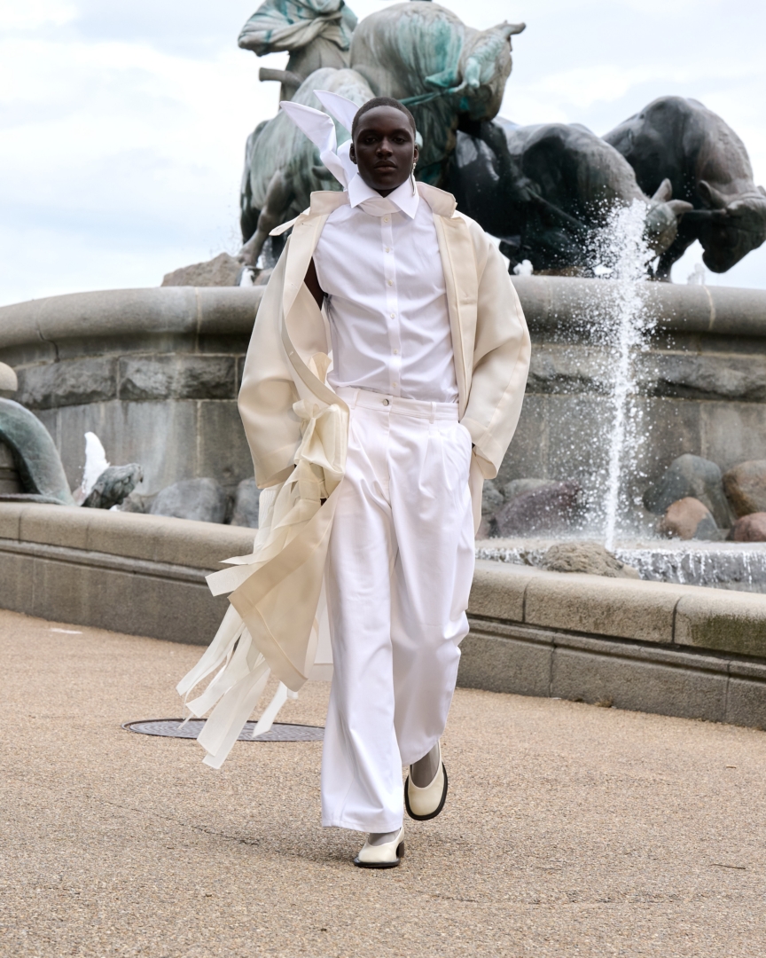ss26-copenhagen-fashion-week-mkdt-studio-runway-4x5-james-cochrane-24