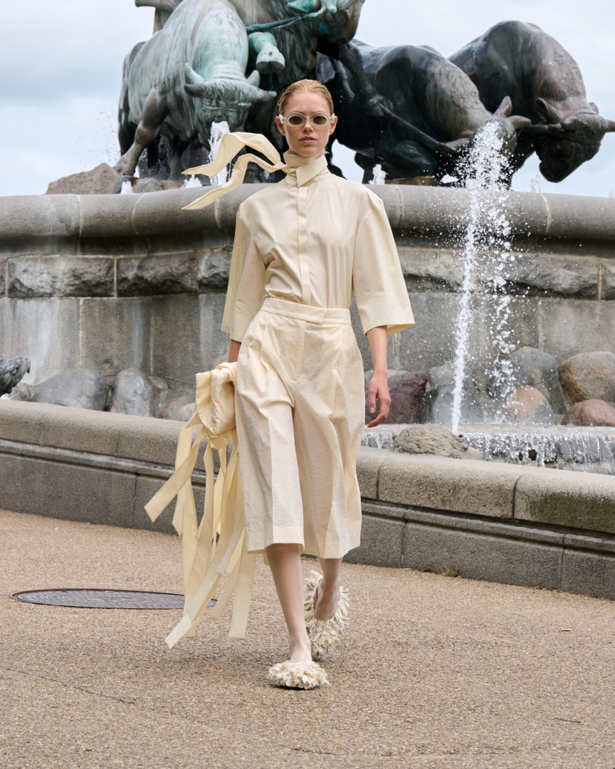 ss26-copenhagen-fashion-week-mkdt-studio-runway-4x5-james-cochrane-5
