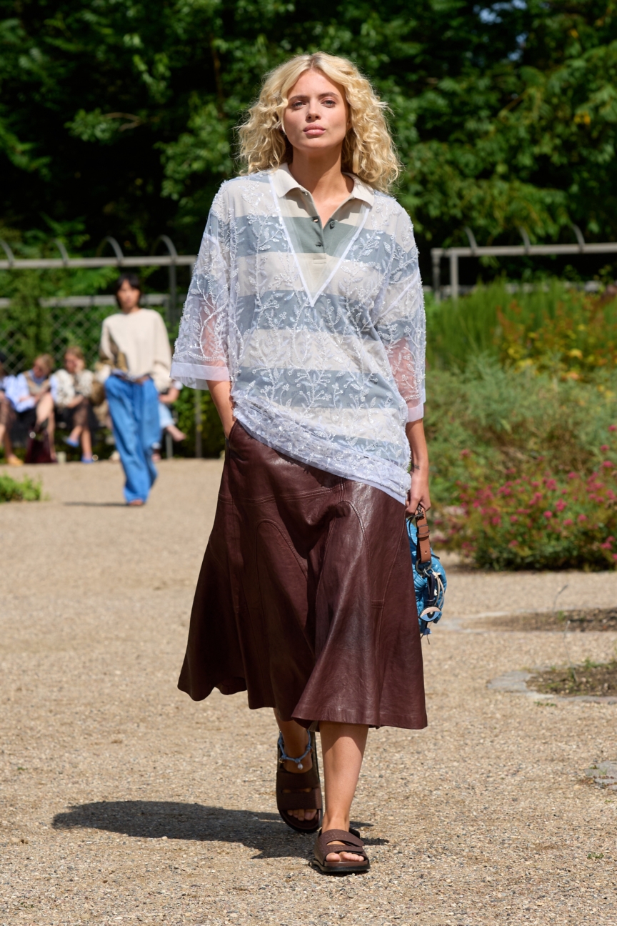 ss26-copenhagen-fashion-week-munthe-runway-2x3-james-cochrane-15