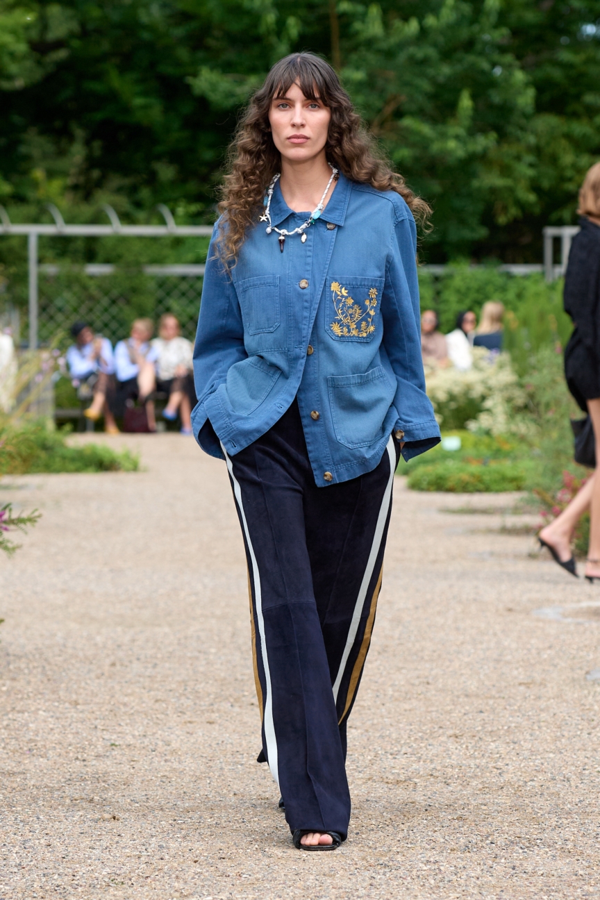 ss26-copenhagen-fashion-week-munthe-runway-2x3-james-cochrane-35
