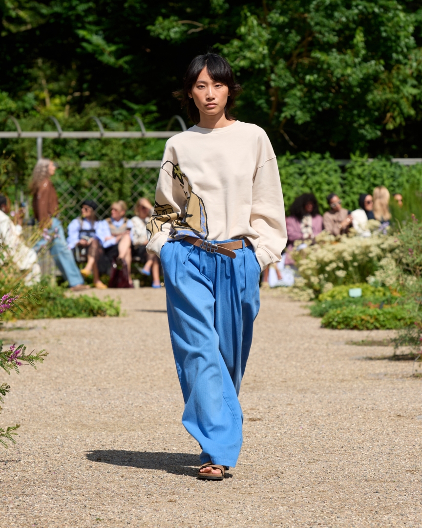 ss26-copenhagen-fashion-week-munthe-runway-4x5-james-cochrane-16
