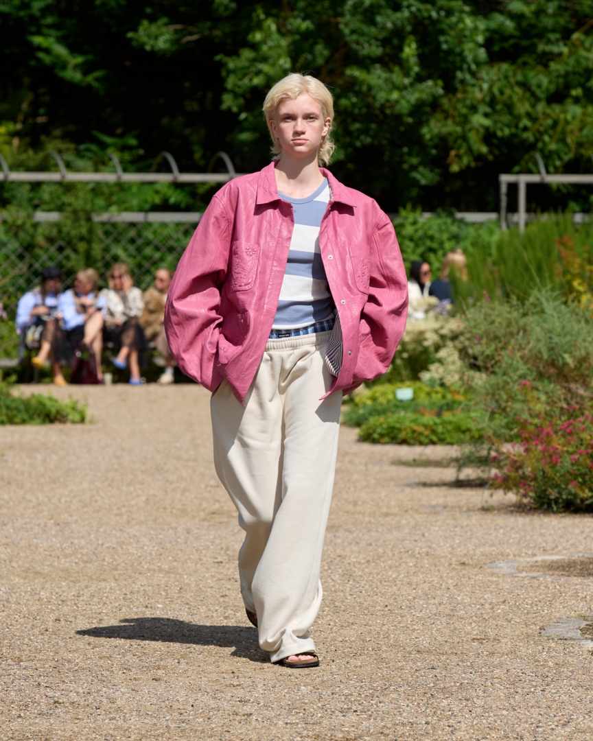 ss26-copenhagen-fashion-week-munthe-runway-4x5-james-cochrane-21