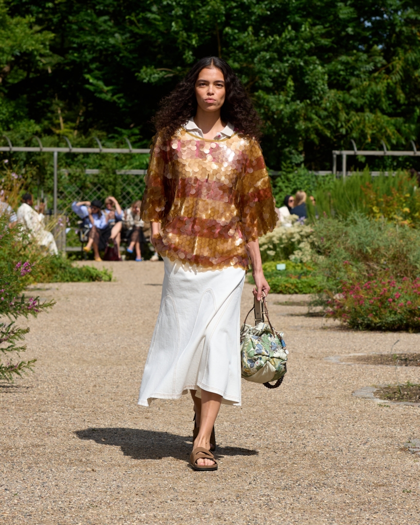 ss26-copenhagen-fashion-week-munthe-runway-4x5-james-cochrane-25