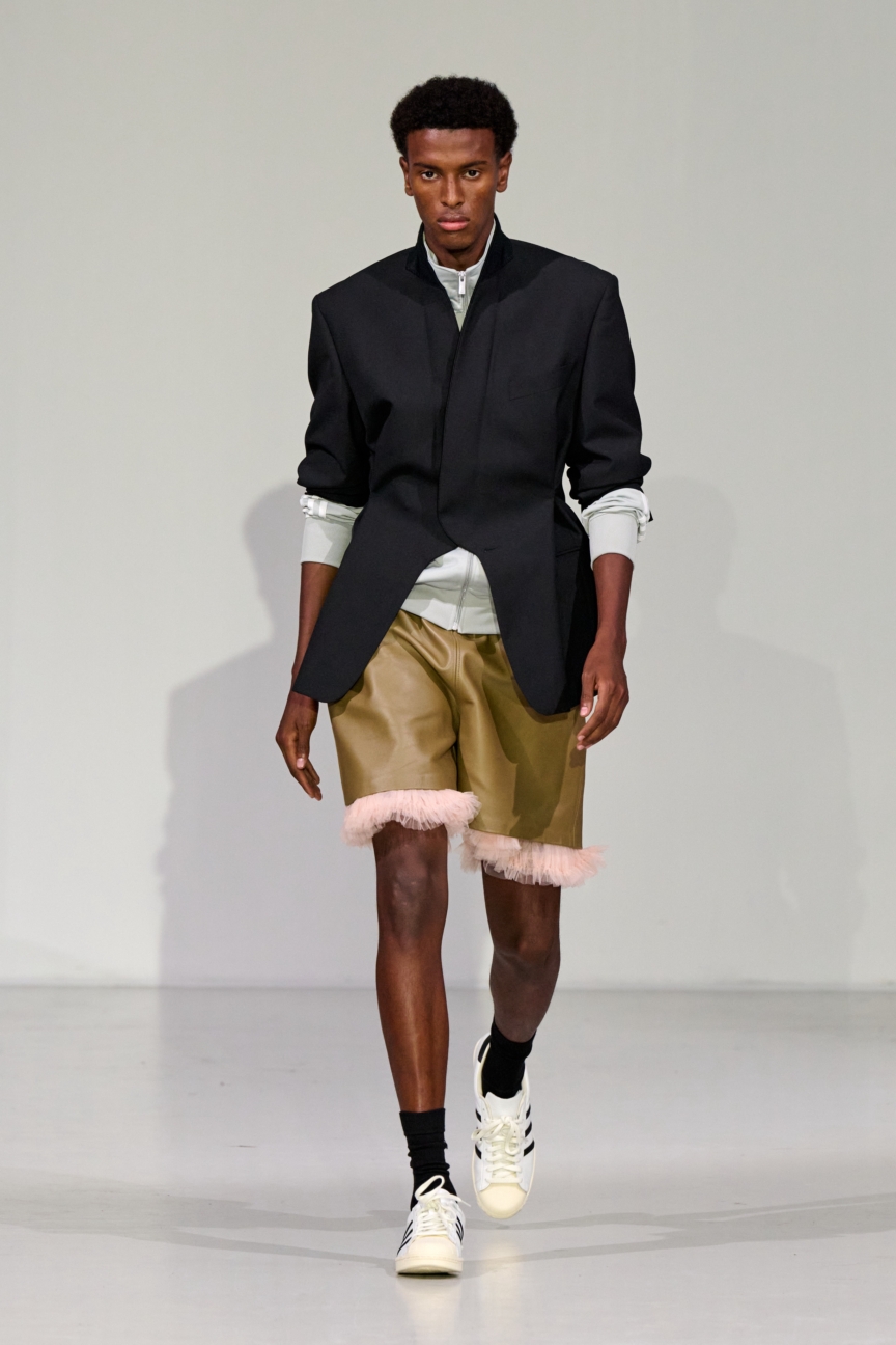 ss26-copenhagen-fashion-week-nicklas-skovgaard-runway-2x3-james-cochrane-2