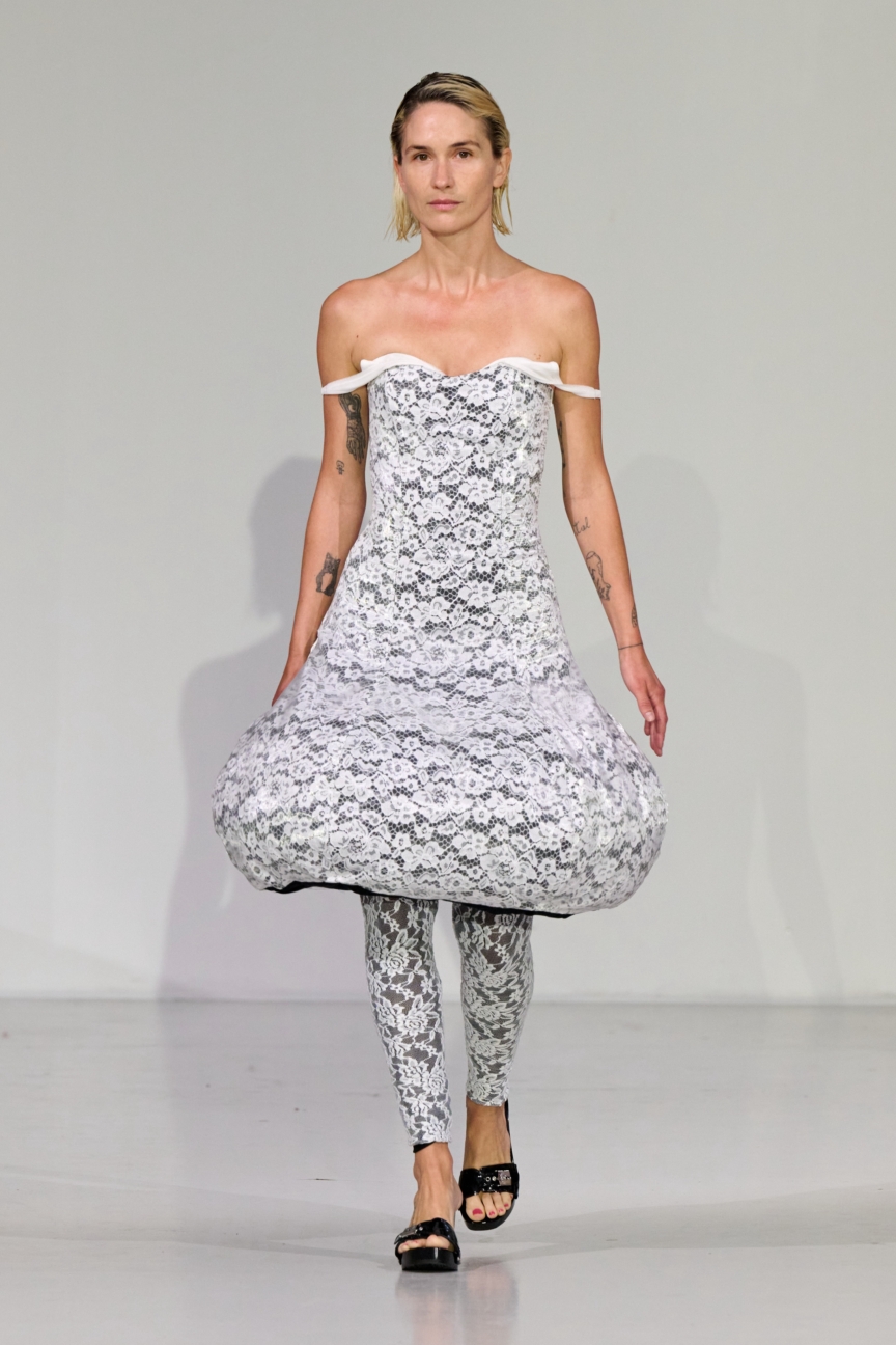 ss26-copenhagen-fashion-week-nicklas-skovgaard-runway-2x3-james-cochrane-7