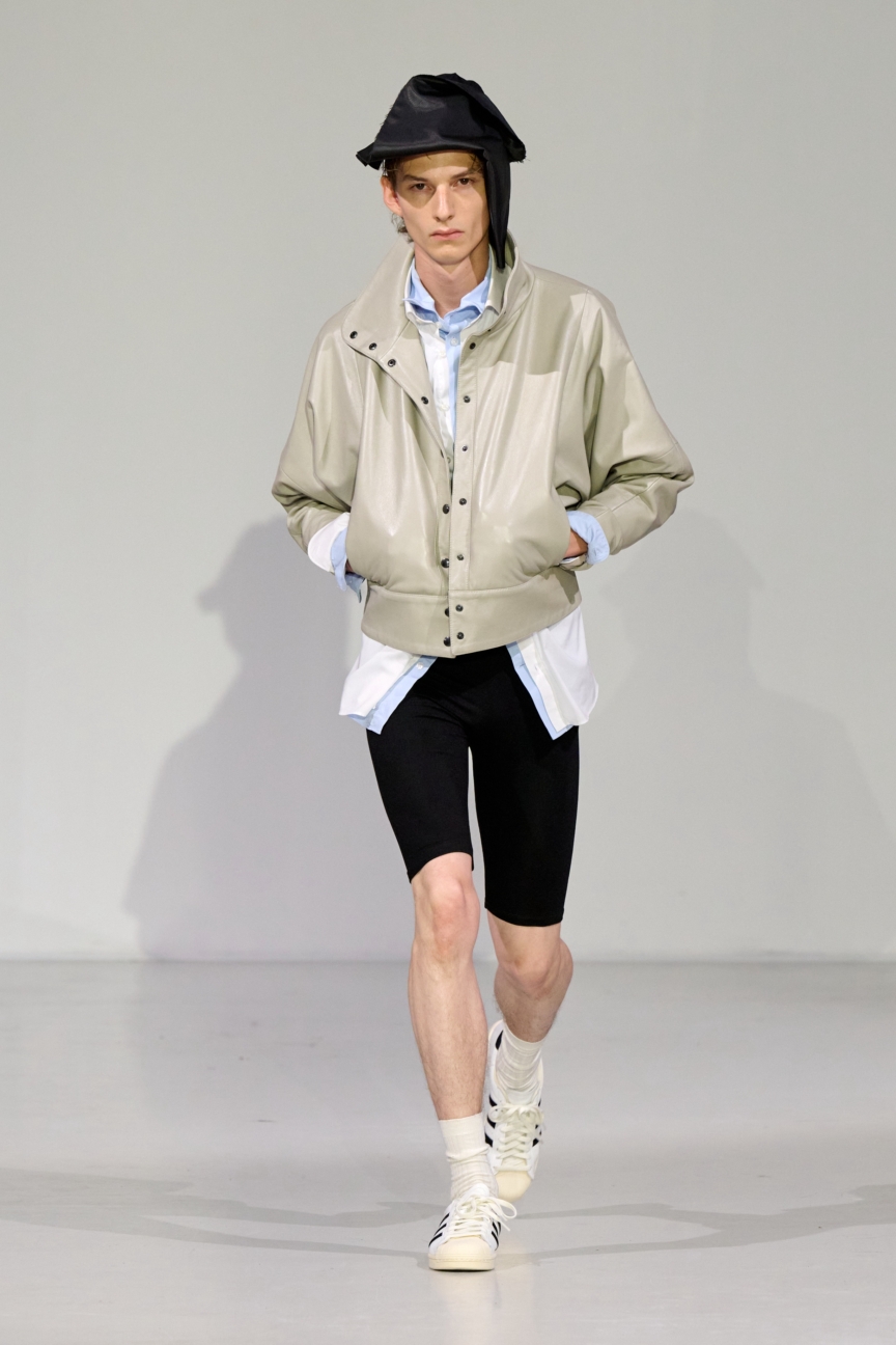 ss26-copenhagen-fashion-week-nicklas-skovgaard-runway-2x3-james-cochrane-9