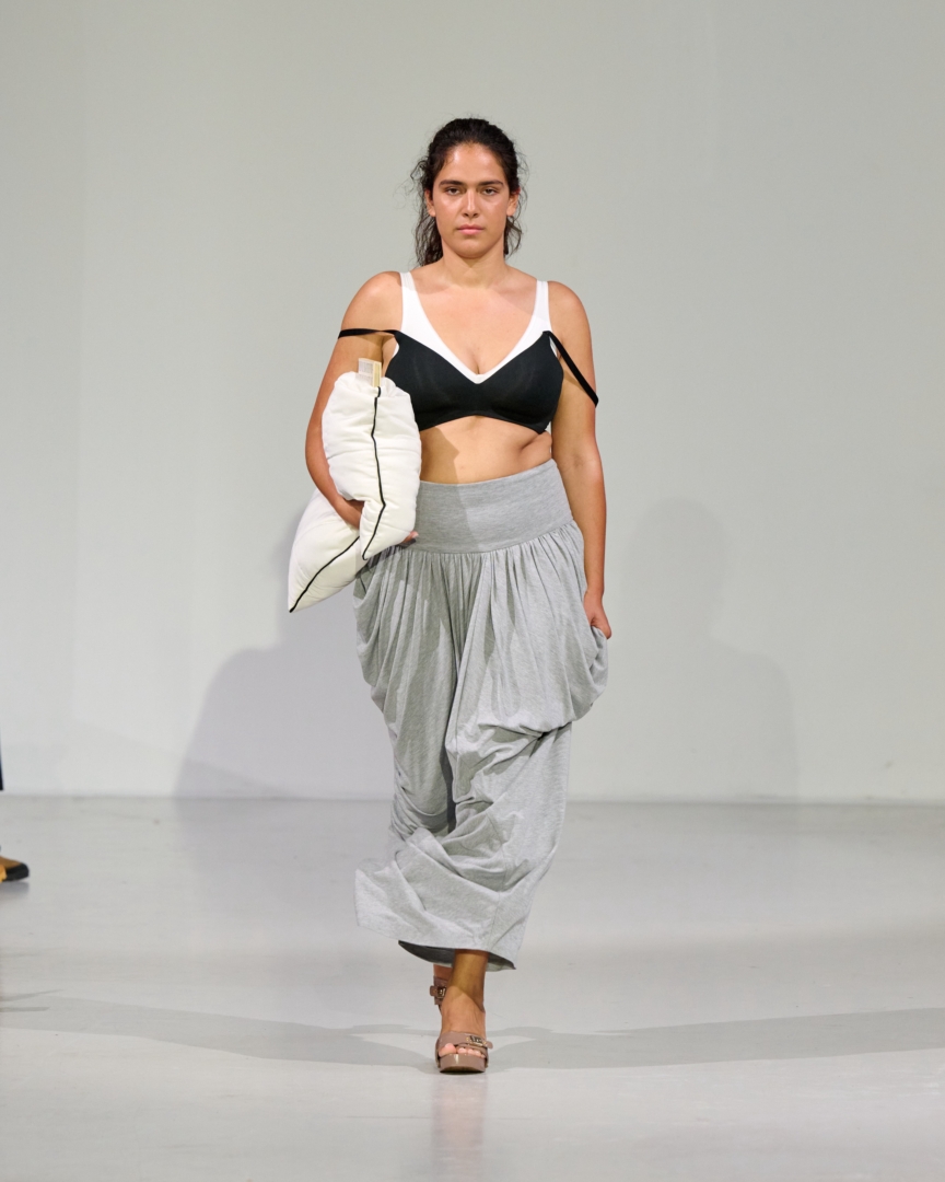 ss26-copenhagen-fashion-week-nicklas-skovgaard-runway-4x5-james-cochrane-12