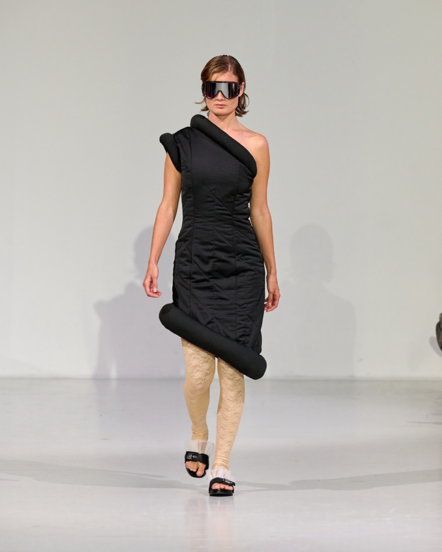 ss26-copenhagen-fashion-week-nicklas-skovgaard-runway-4x5-james-cochrane-29