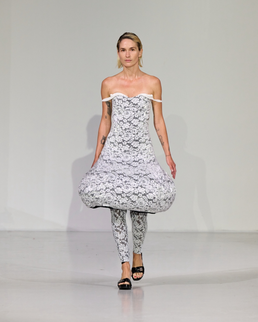 ss26-copenhagen-fashion-week-nicklas-skovgaard-runway-4x5-james-cochrane-7