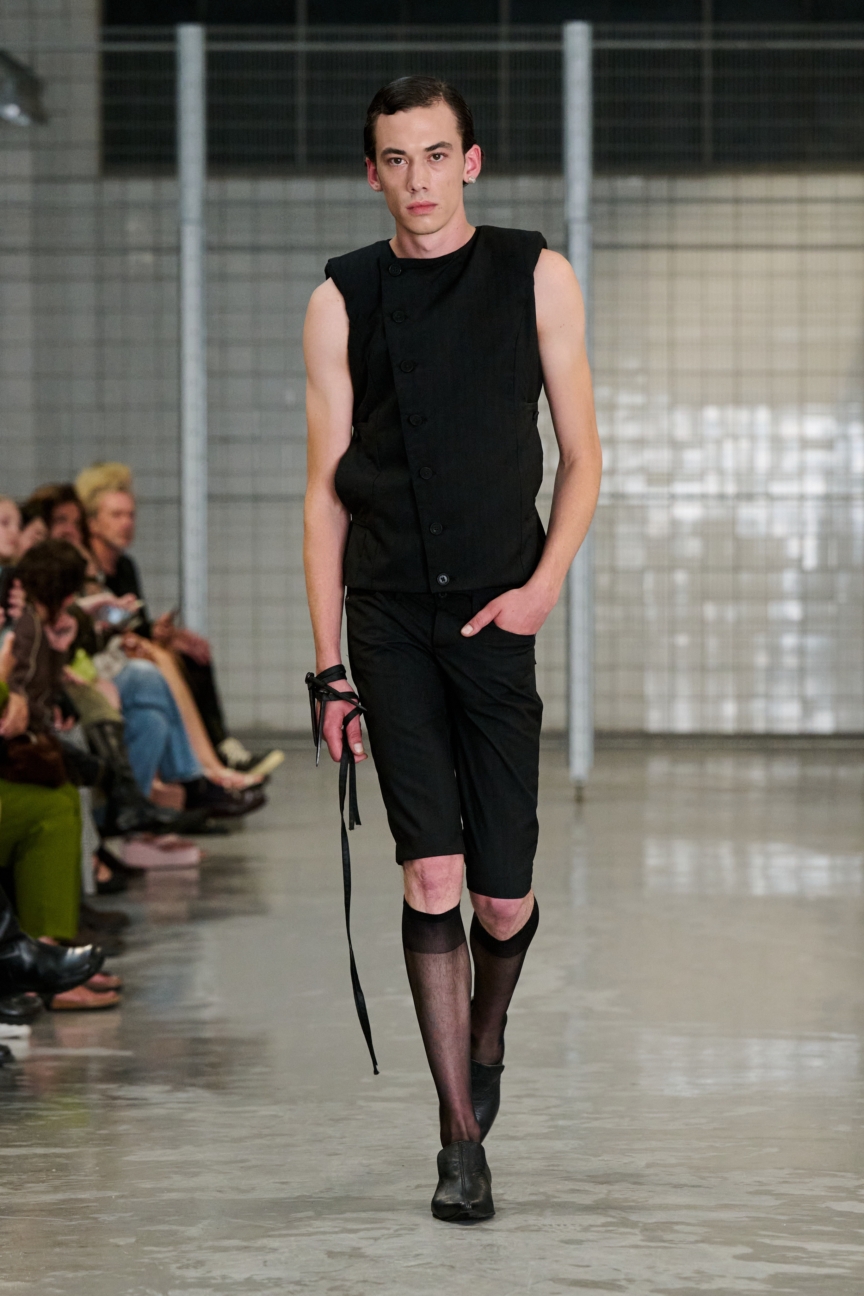 ss26-copenhagen-fashion-week-pln-runway-2x3-james-cochrane-1