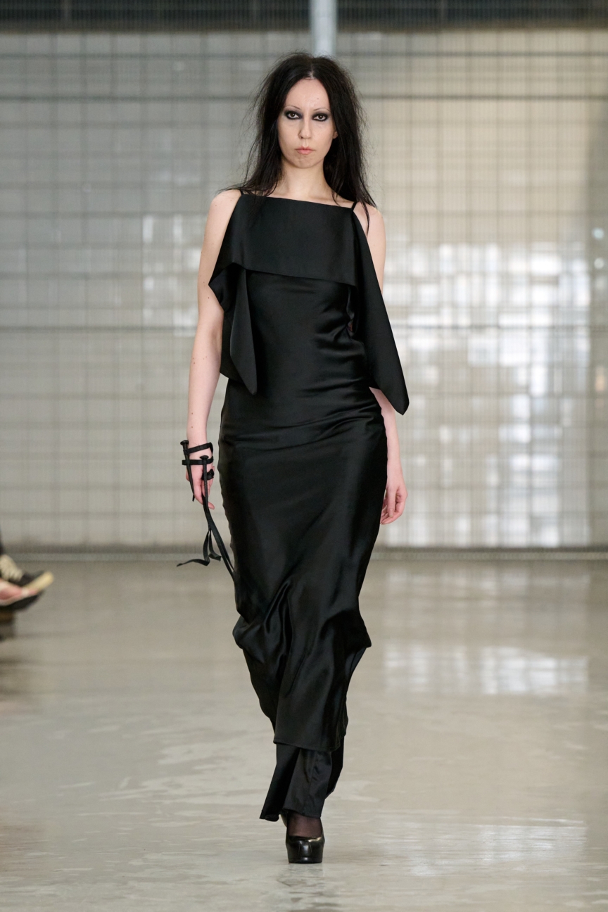 ss26-copenhagen-fashion-week-pln-runway-2x3-james-cochrane-12